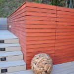 Deck made of trex and redwood material